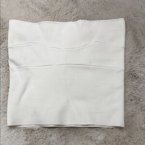 Listicle White Women's tube top
